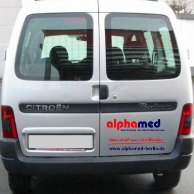 alphamed Corporate Design Autobeschriftung 3